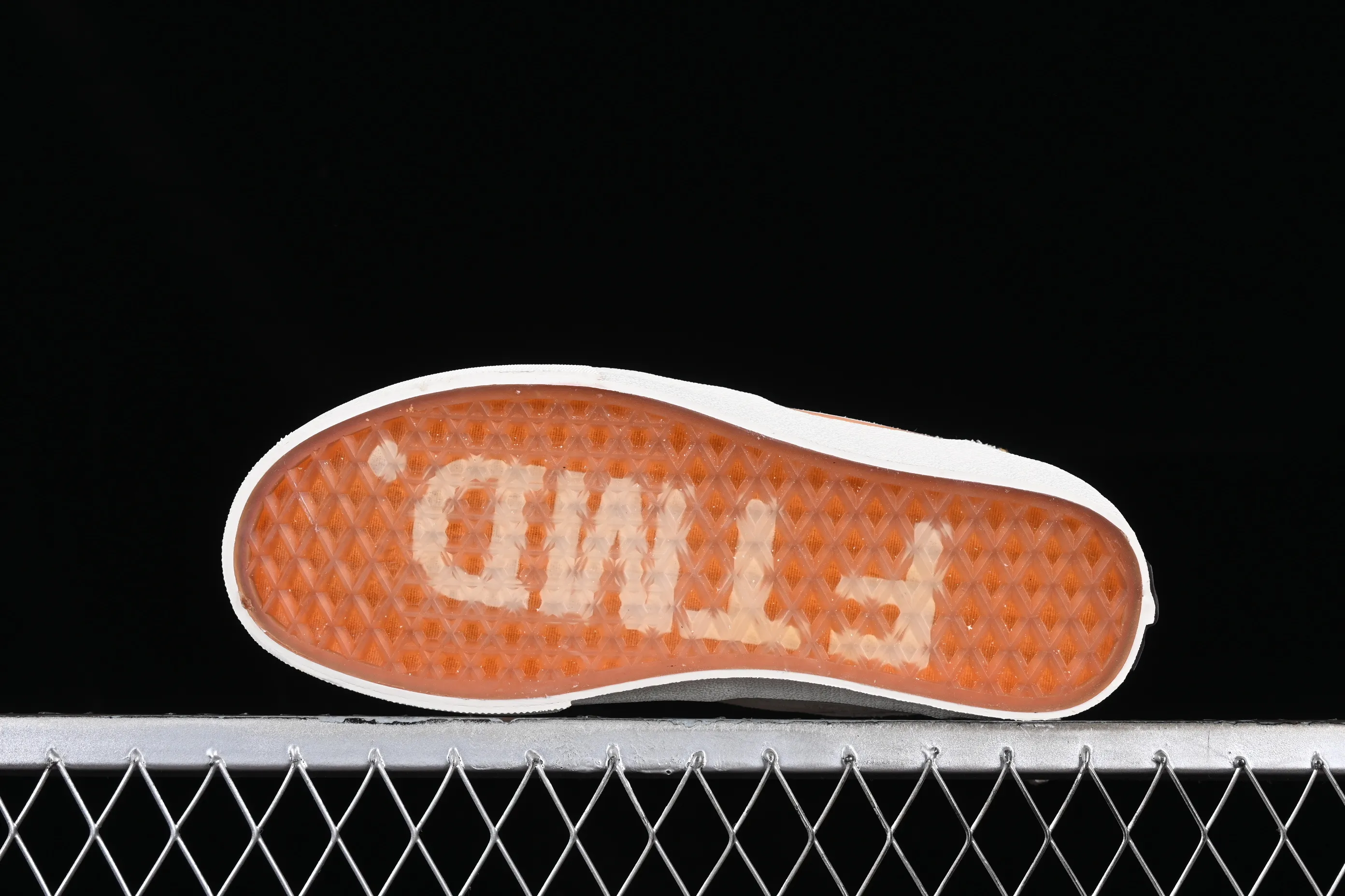 All Categories Vans Vans Series Vans Mid Vans China FTMD x Vans Half Cab Little Kid Joint Anaheim Series China Skateboard Shoes VN0A5KXJCG1